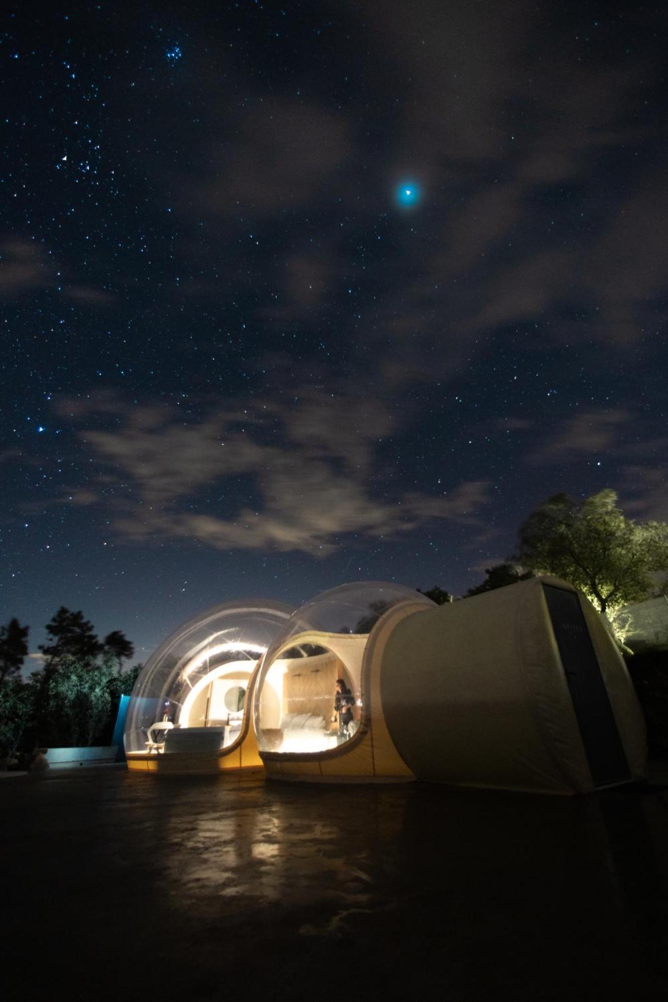 ホテル Glamping Balu モネステリオ エクステリア 写真