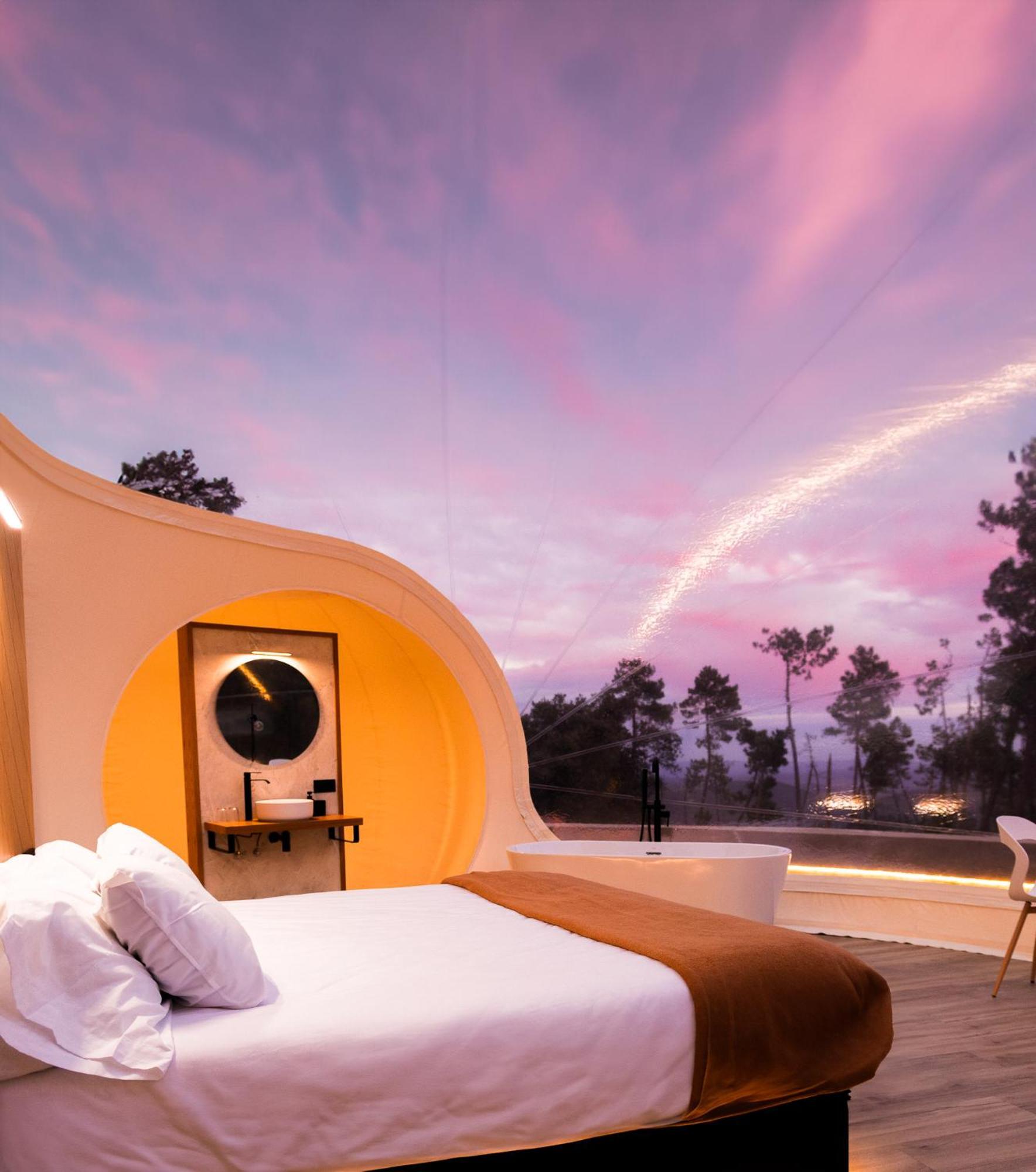 ホテル Glamping Balu モネステリオ エクステリア 写真