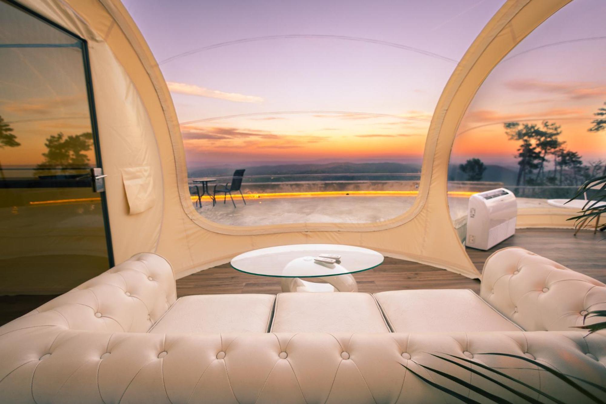 ホテル Glamping Balu モネステリオ エクステリア 写真