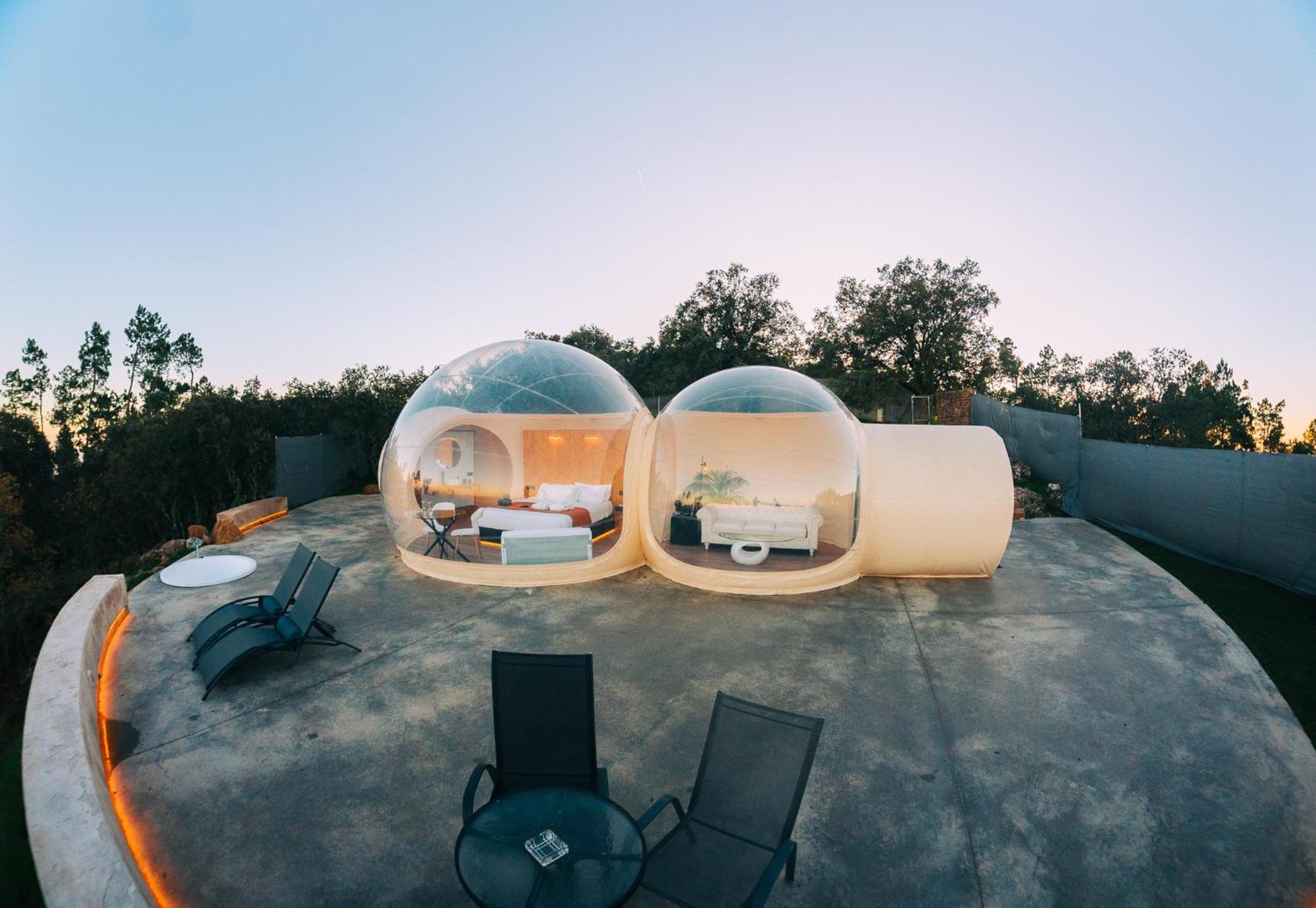 ホテル Glamping Balu モネステリオ エクステリア 写真